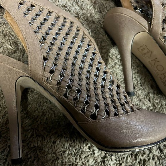 Michael Kors Chains Open Toe Bootie Size 8.5 - Picture 1 of 10